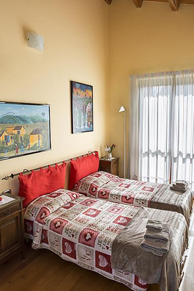 Bed&Breakfast Milù Cuneo Zimmer foto